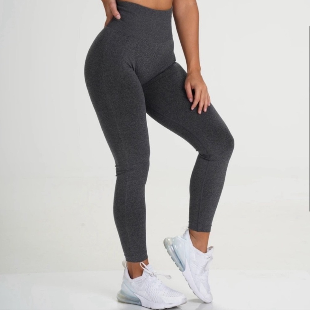NVGTN - Black Speckled Contour  Seamless Leggings
